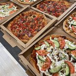 M G Pizza Mad