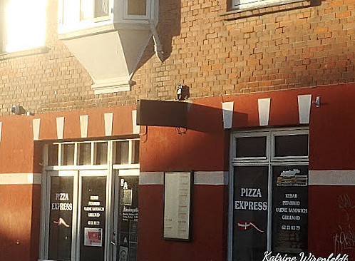 Pizza Express Udenfor