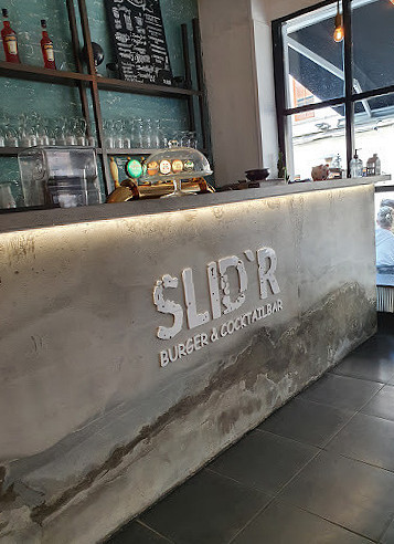 Slid'r Udenfor