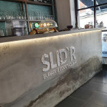 Slid'r Udenfor
