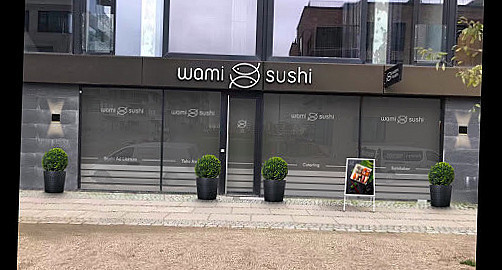 Wami Sushi Udenfor