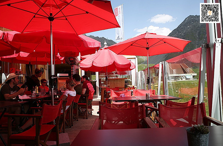 Ninos Pizza Udenfor