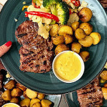 Dianas Cafe Steakhouse Mad