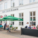 2takt Cafe Brasserie Udenfor