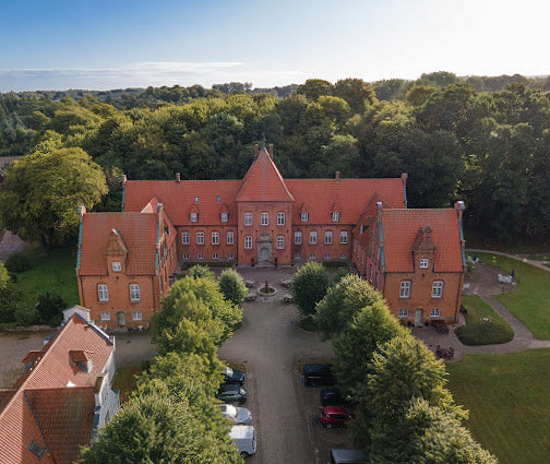 Sophiendal Slotshotel Udenfor