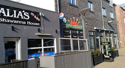 Tasty's Pizza Og Sandwich Udenfor