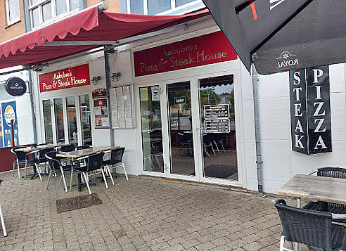 Aabybro’s Pizza Steak House Udenfor