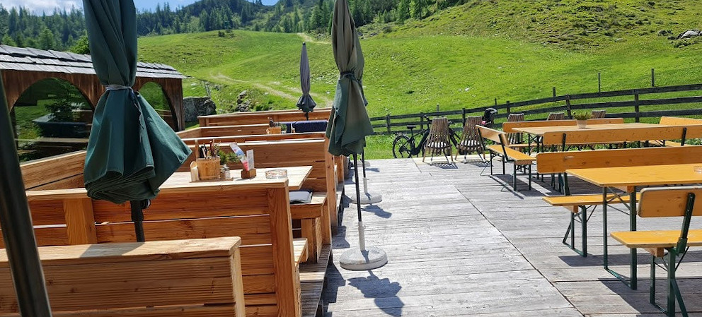 2takt Cafe Brasserie Udenfor