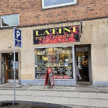Latini Pizza Udenfor