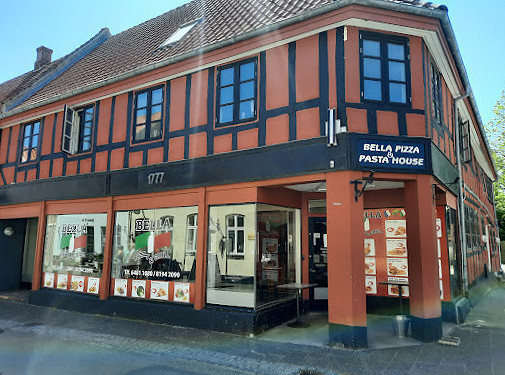 Bella Pizza Udenfor