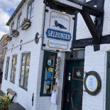 Saelhunden Udenfor