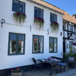 Saelhunden Udenfor
