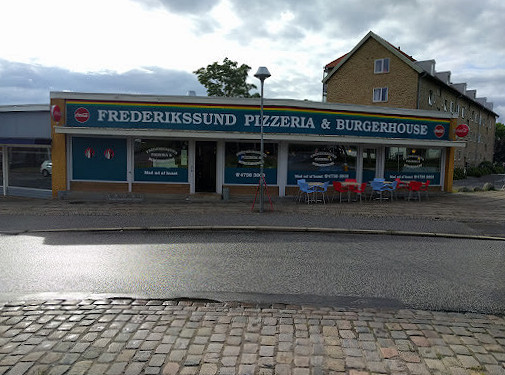 Burgerhouse Pizzaria Udenfor