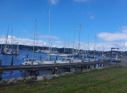 Marina Grill Cafe Udenfor