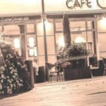 Cafe Oliver Udenfor