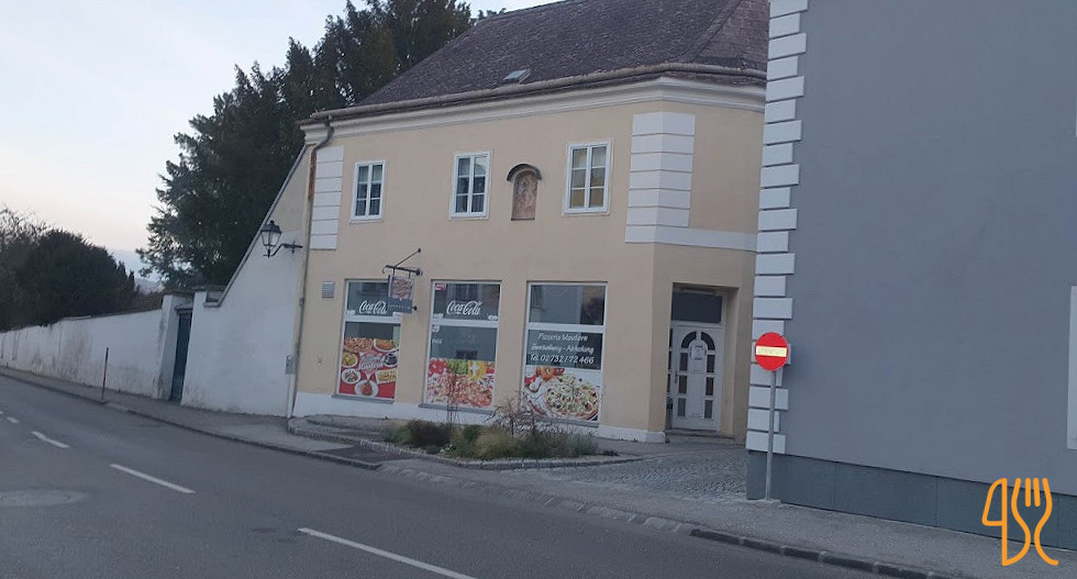 Garage Burgerbar Udenfor