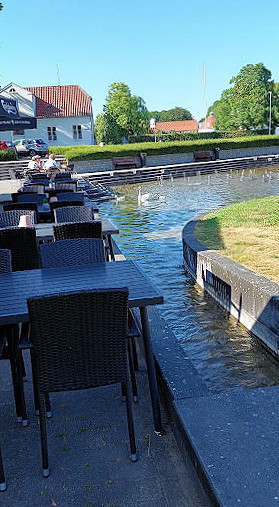 Asian Wok House Udenfor