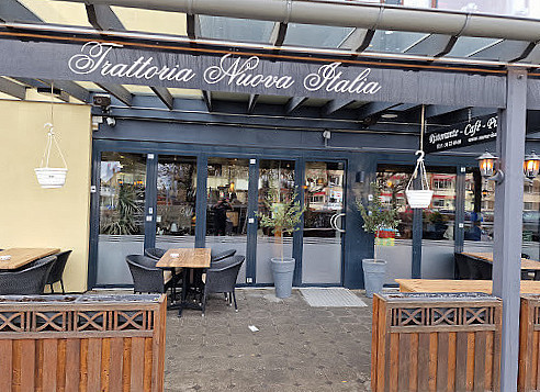Trattoria Nuova Italia Udenfor