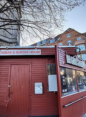 Le Grill Kebab Udenfor