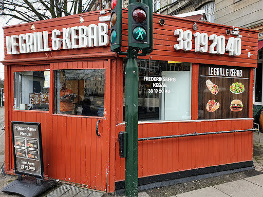 Le Grill Kebab Udenfor