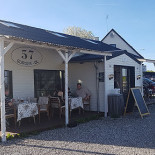 57 Burger Og Ol Udenfor