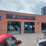 Kiyomi Sushi Udenfor