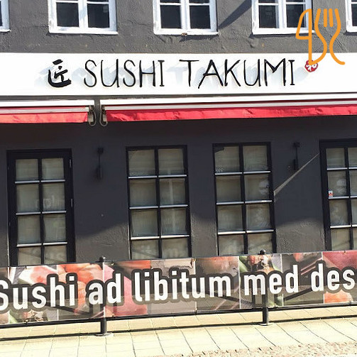 Sushi Takumi Udenfor