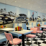 Stacy's Diner Udenfor