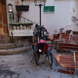 Nova Pizza Grill, Udenfor