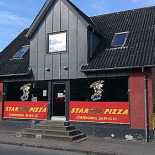 Star Pizza Udenfor