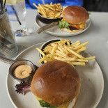 1401 Tapas&burgers Mad