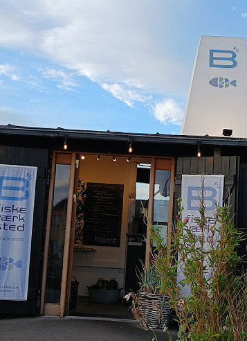 B's Fiskevaerksted Udenfor