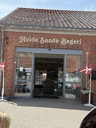 Hvide Sande Bageri Udenfor