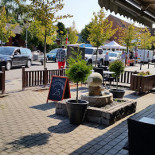 Drop Inn Udenfor