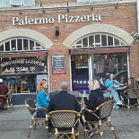 Palermo Pizza Udenfor