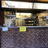 Ballis Pizza Udenfor