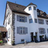 Mhanna Udenfor