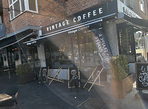 Vintage Coffee Udenfor