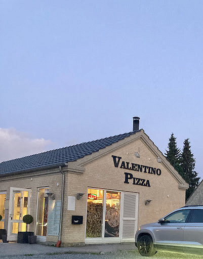 Valentino Pizza Udenfor