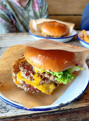 Backyardburger Mad