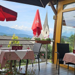 Bella Milano Pizzaria Udenfor