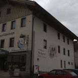 9-ni Sushi Udenfor