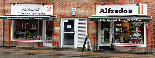 Trattoria Da Alfredo Udenfor