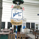 Hot Inn Udenfor