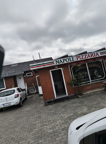 Napoli Pizza Udenfor