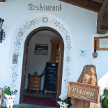 Pizza Time Udenfor