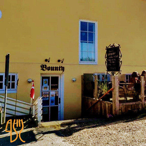 Bounty Loenstrup Udenfor