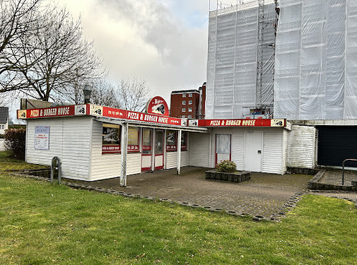 Pizza Og Burgerhouse Udenfor