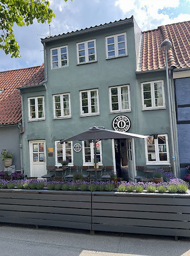 Lagoni Kaffebar Udenfor