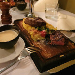 Cassandre Bistro Mad